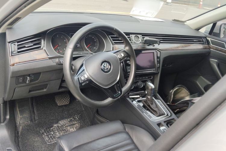 Used Volkswagen Magotan 2019 330TSI DSG Luxury Model China V Standard