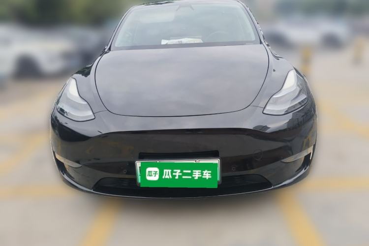 Used Tesla Model Y 2021 Long-Range All-Wheel-Drive Version Front