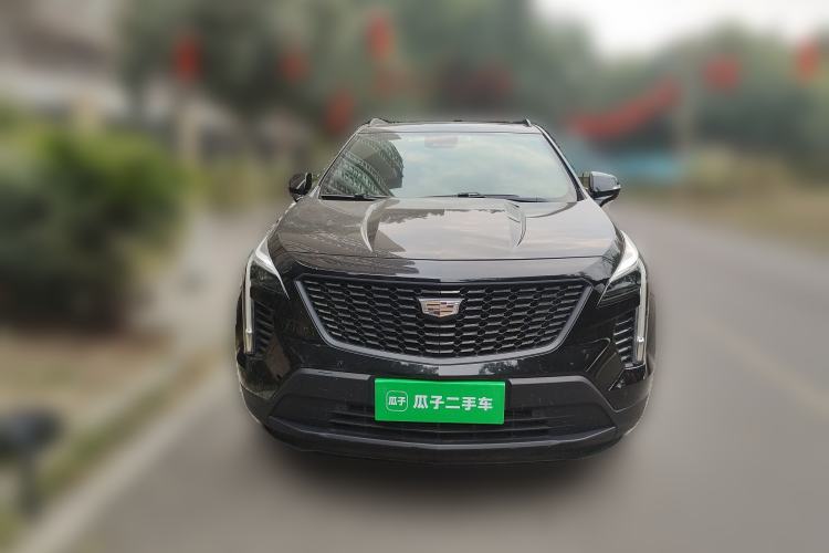 Used Cadillac XT4 2018 28T 4x4 Platinum Edition