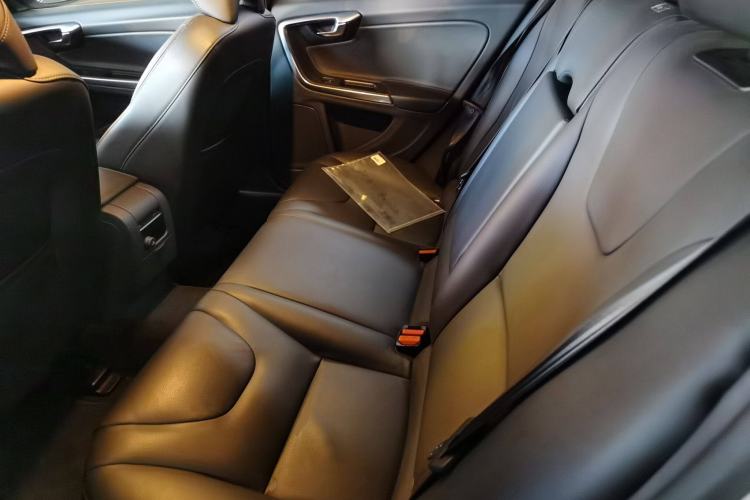 Used Volvo V60 2017 T5 Zhiyi Edition China V Standard
