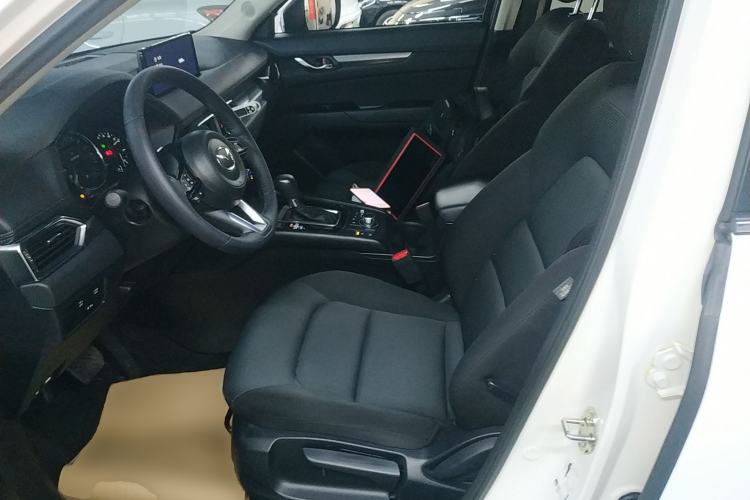 Used Mazda CX-5 2024 2.0L Automatic Two-Wheel Drive ZhiShang Version
