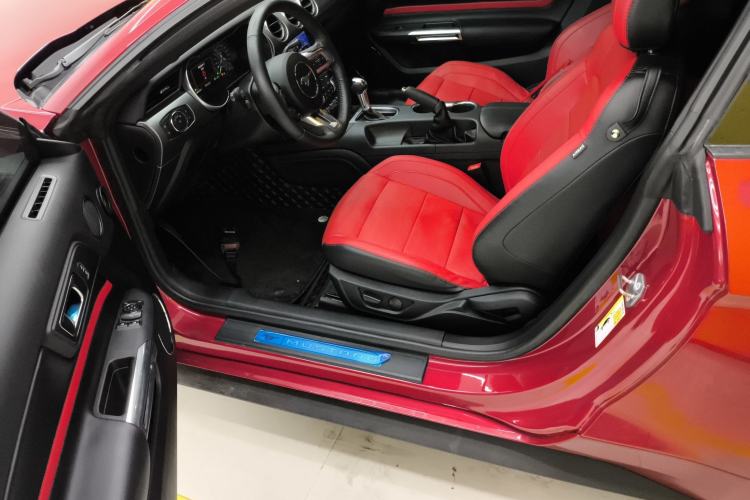 Used Ford Mustang 2021 2.3T EcoBoost Obsidian Phantom Special Edition Driver Seat