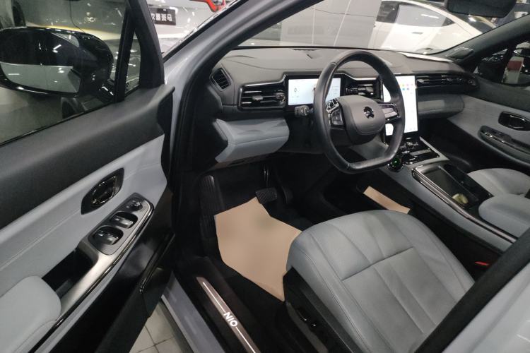 Used Nio ES8 2020 450 km Range 7-Seater Version