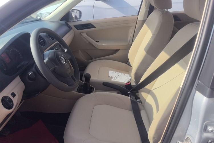 Used Volkswagen Jetta 2015 Value Edition 1.6L Manual Fashionable Style
