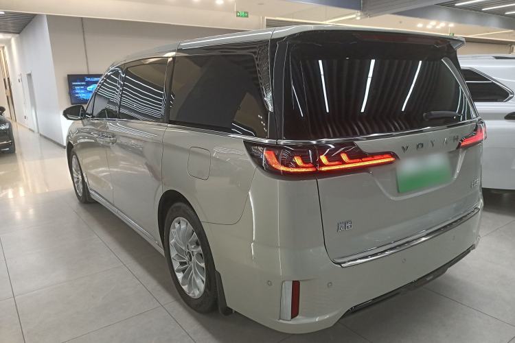 Used VOYAH Dream 2024 PHEV Extended-Range Premium Edition
