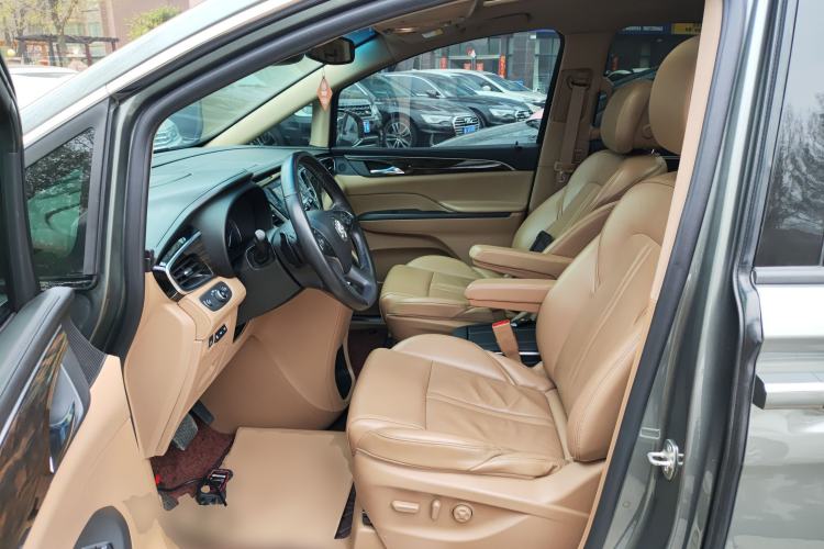 Used Buick GL8 2017 ES 28T Flagship Model China V Standard