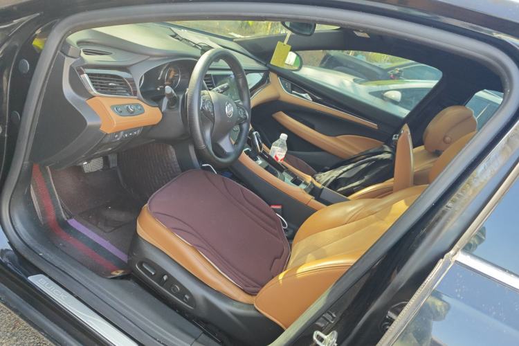 Used Buick LaCrosse 2018 28T Luxury Model
