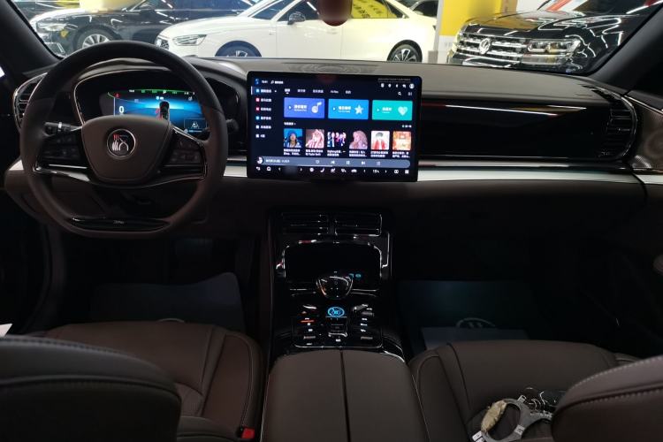 Used BYD Han 2024 DM-i Glory Edition 121KM Prestige Model Center Console