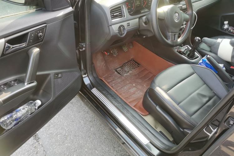 Used Volkswagen Lavida 2013 Revised Version 1.4 TSI Manual Comfort Edition