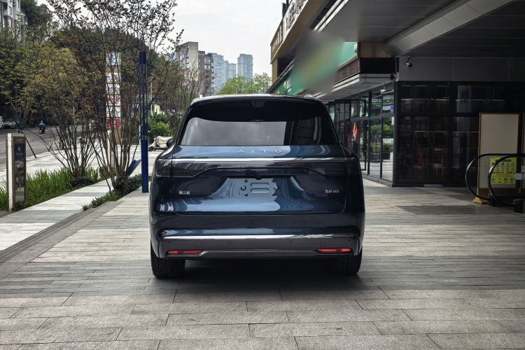 Used Hima AITO M8 2025 Extended-Range Max+ Version 53.4 kWh 6-Seater Edition