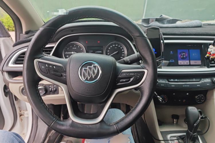 Used Buick GT 2018 15T Dual-Clutch Elite Model China V Standard Steering Wheel