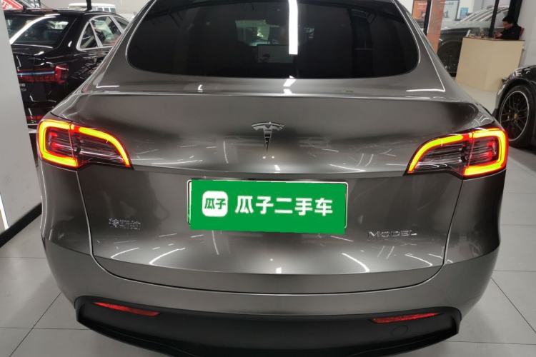 Used Tesla Model Y 2023 Rear-Wheel-Drive Version
