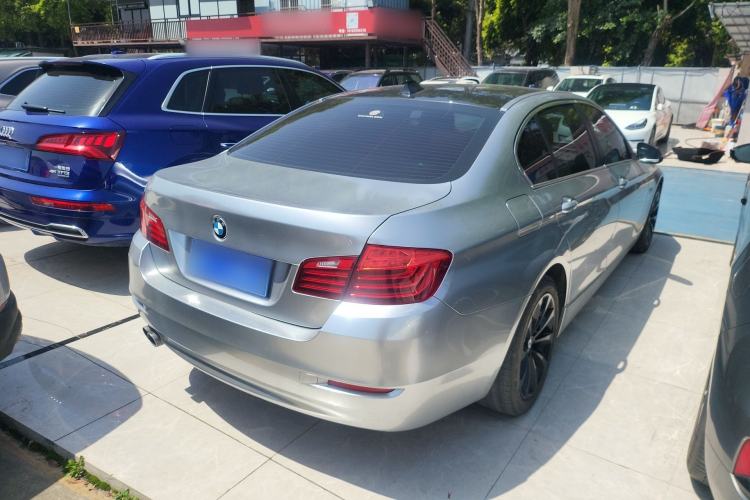 Used BMW 5 Series 2014 528Li Leading Model Rear Right 45 Deg