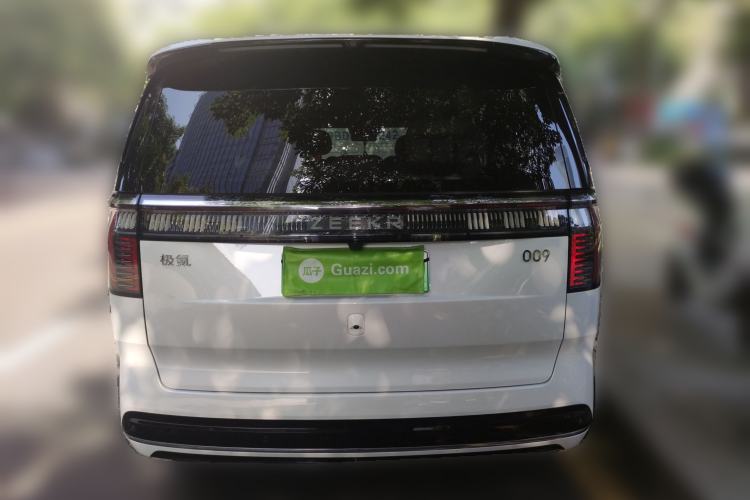 Used Zeekr 009 2024 7-Seater Walk-Through Version Four-Wheel Drive 108 kWh
