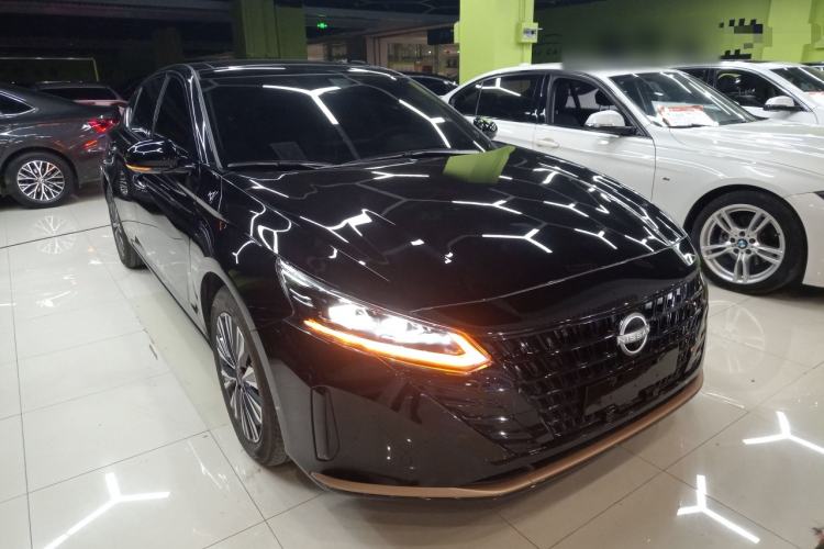 Used Nissan Teana 2024 2.0L SV Black Gold Edition