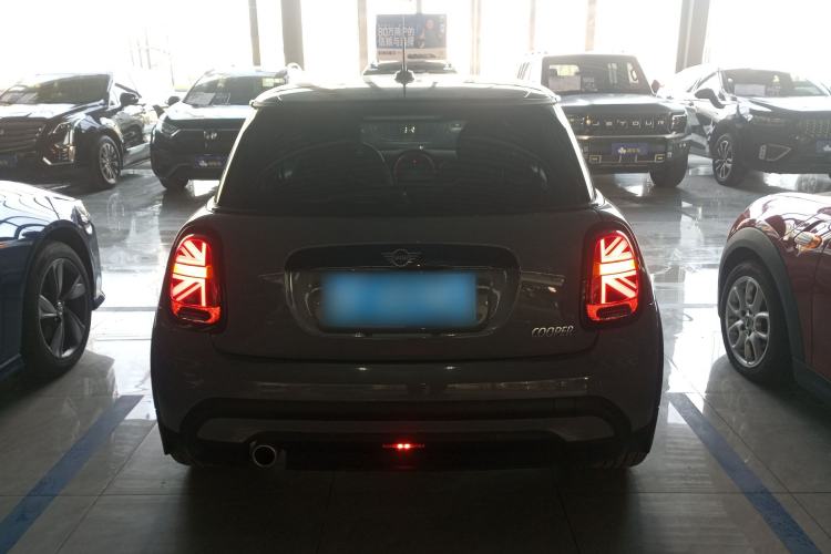 Used MINI MINI 2022 1.5T COOPER Classic Edition