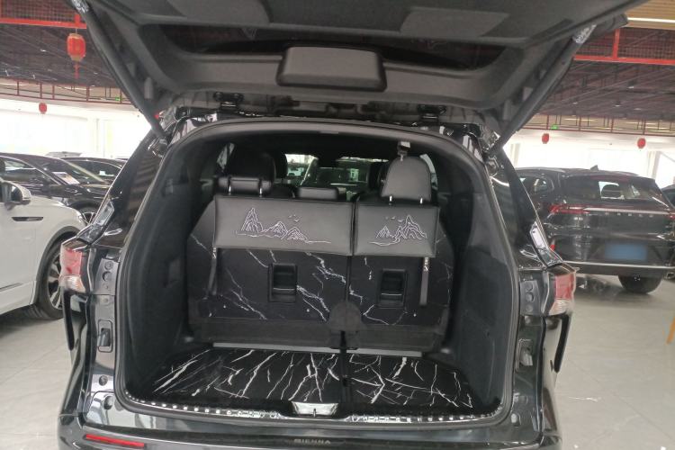 Used Toyota Granvia 2024 2.5L Hybrid Prestige PLUS Four-Wheel Drive Version