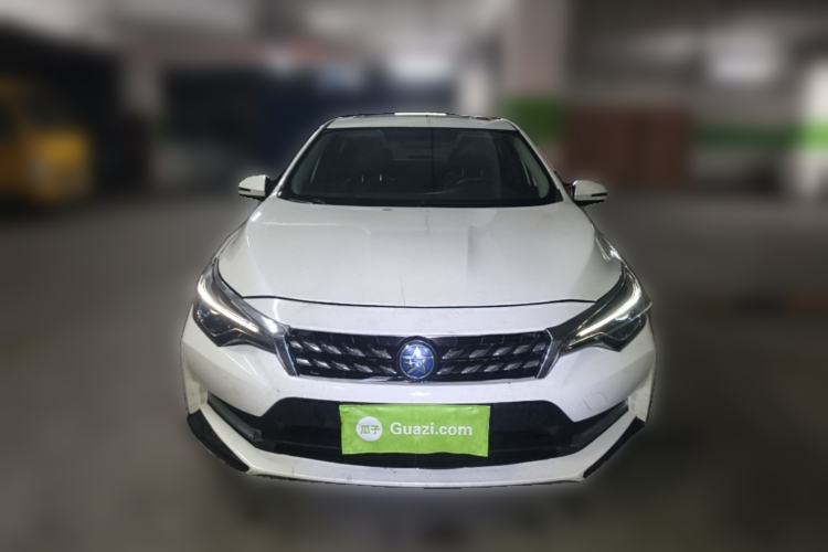 Used Venucia D60 2018 1.6L CVT Smart Connect Elite Edition