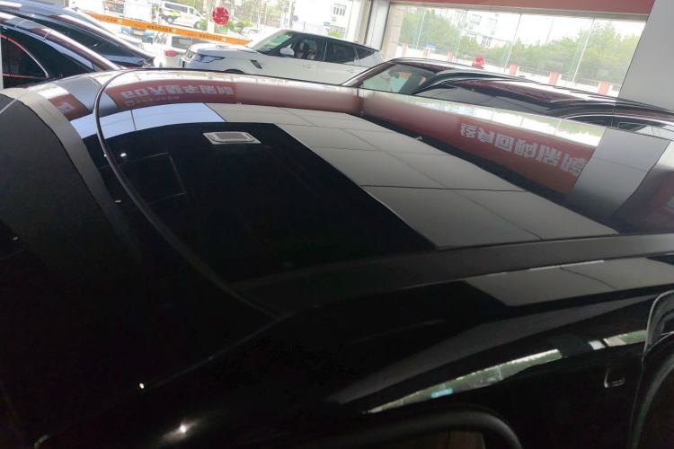 Used XPeng X9 2024 702 Ultra-Long Range Max Roof