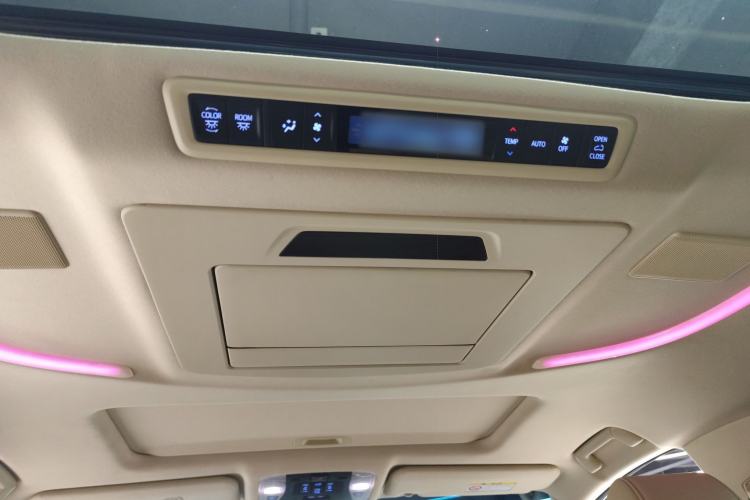 Used Toyota Vellfire 2023 Crown Dual-Engine 2.5L HV Ultimate Edition
