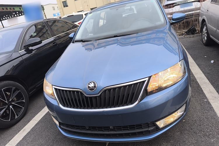 Used Skoda Rapid Spaceback 2014 1.6L Manual Enjoyment Edition