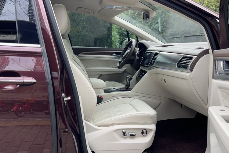 Used Volkswagen Viloran 2020 380TSI Prestige Edition