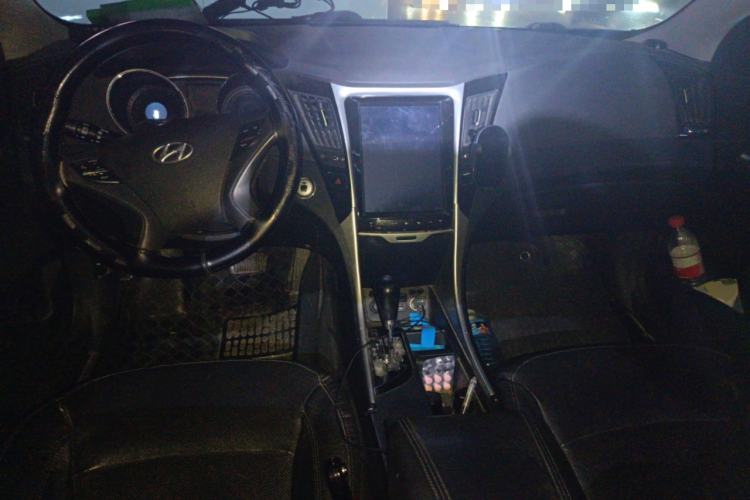 Used Hyundai Sonata 2013 2.4L Automatic Luxury Version China IV Standard