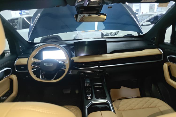 Used Geely Auto Haoyue L 2023 2.0T DCT Flagship Version
