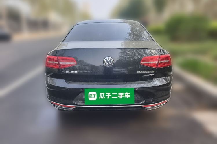 Used Volkswagen Magotan 2018 330TSI DSG Luxury Model Rear