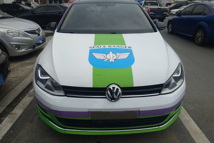 Used Volkswagen Golf 2017 1.6L Automatic Comfort Million-Vehicle Anniversary Edition
