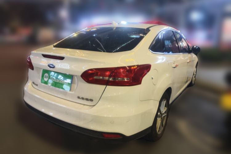 Used Ford Focus 2017 Sedan EcoBoost 180 Automatic Elite Model
