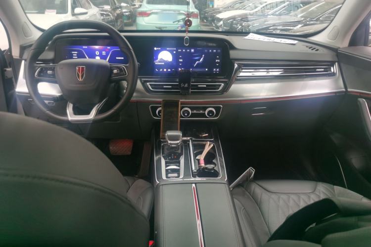 Used Hongqi HS5 2023 2.0T Qixiang Pro Edition Center Console