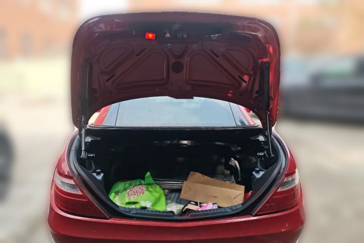 Used Mercedes-Benz SLK-Class 2011 SLK 200 Fashion Model Trunk