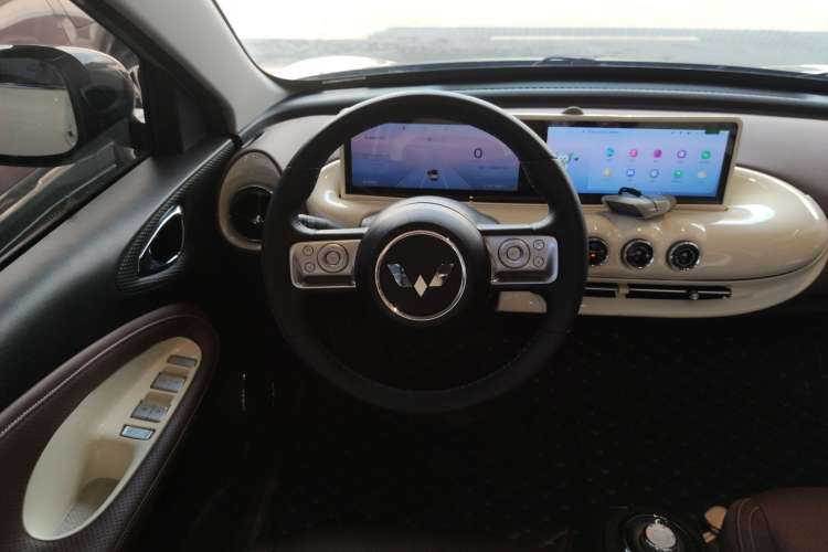 Used Wuling Bingo 2023 410 km Lingxi Deluxe Edition