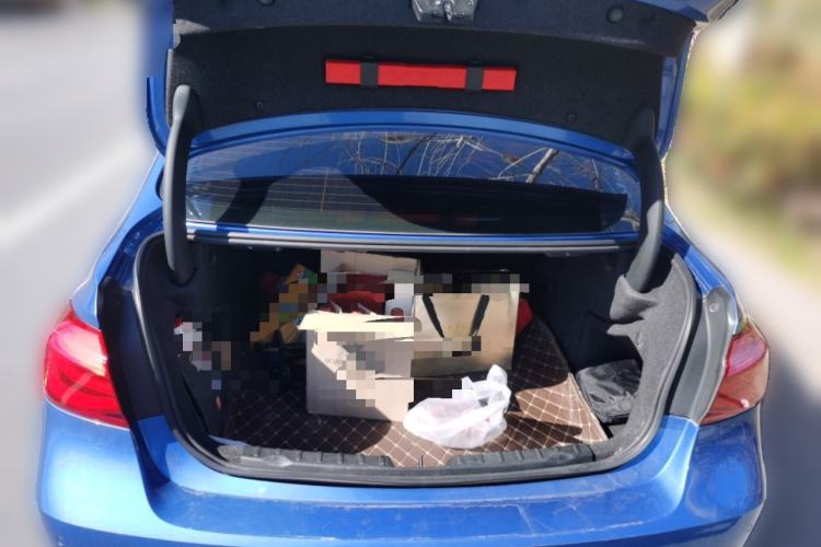 Used BMW 3 Series 2018 320i M Sport Package Trunk