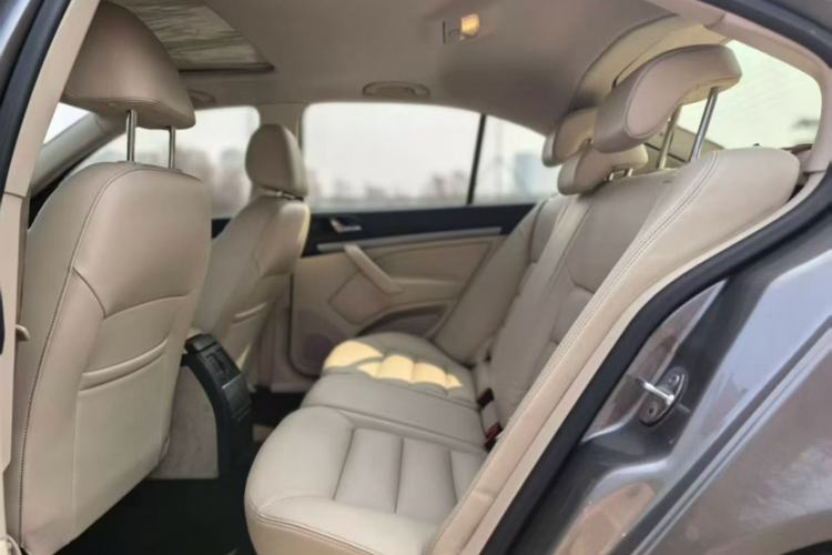 Used Skoda Octavia 2015 Classic Model 1.6L Manual Yijie Edition Exterior 7