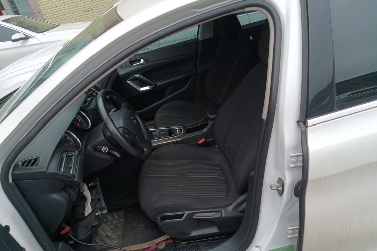 Used Peugeot 408 2015 1.2T Automatic Luxury Edition Left Front Seat