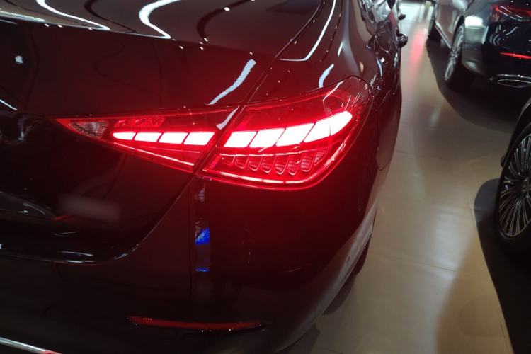 Used Mercedes-Benz C-Class 2025-Year Facelift C 260 L Right Rear Taillight