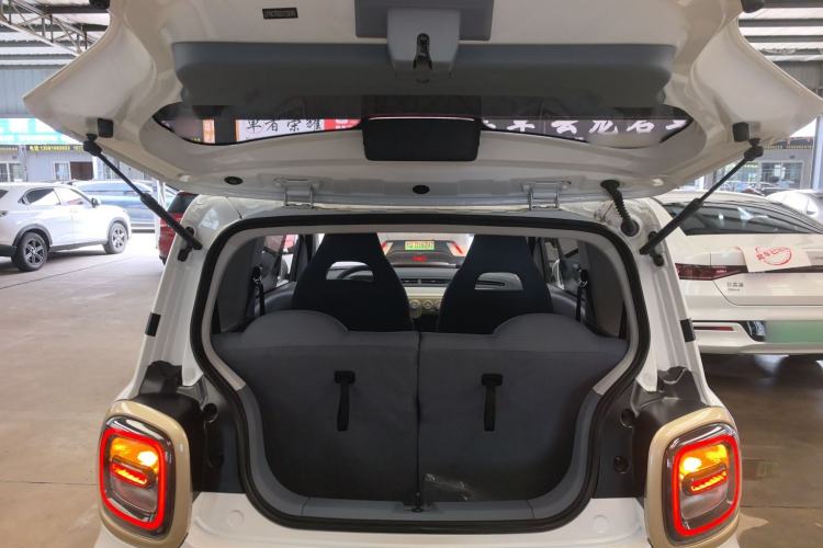 Used Bestune Pony 2025 222km Range Agile Horse Trunk