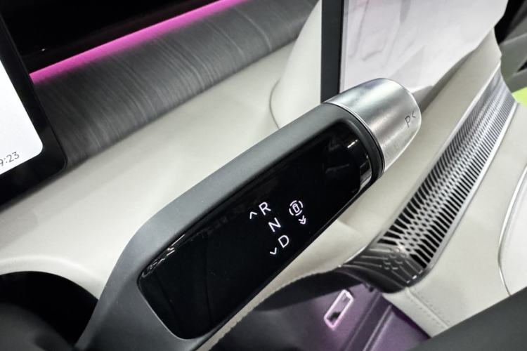 Used XPeng X9 2026 Model—Range-Extended Version 1602 Ultra
