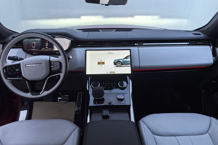 Used Land Rover Range SportNew Energy 2023 P510e Plug-in Hybrid – First Edition Interior 1