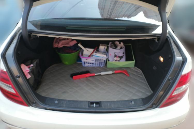 Used Mercedes-Benz C-Class 2011 C 200 CGI Elegant Model Trunk