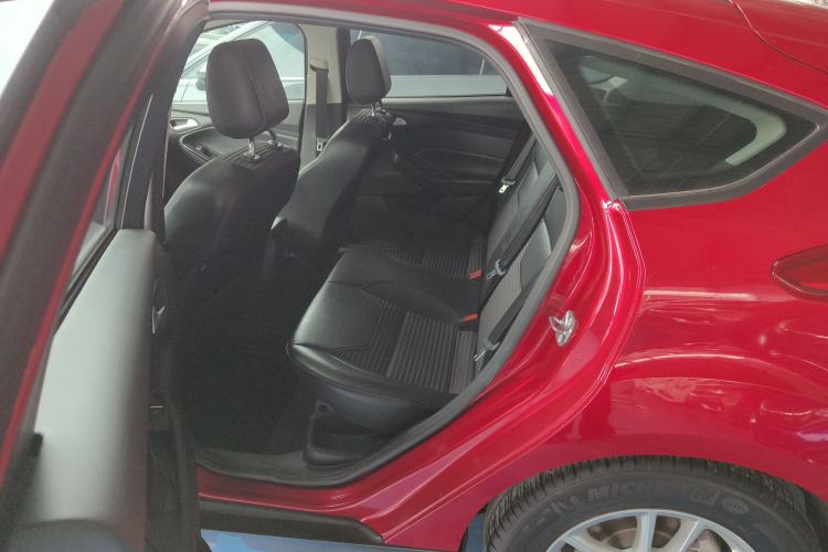 Used Ford Focus 2015 Hatchback 1.6L Automatic Fashion Edition Left Rear Seat