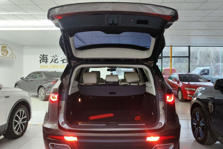 Used Zotye T700 2017 1.8T Dual-Clutch Prestige Model