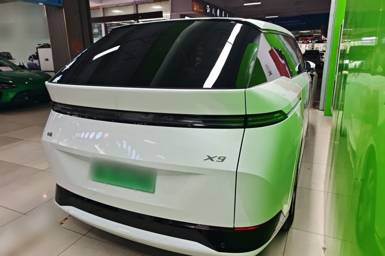 Used XPeng X9 2024 702 Ultra-Long Range Pro
