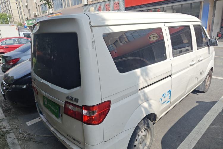 Used Jinbei Hiace X30 2023 1.5L Wealthy-Style Passenger Van 5/6/7-Seater Non-Air-Conditioned Version SWC15M
