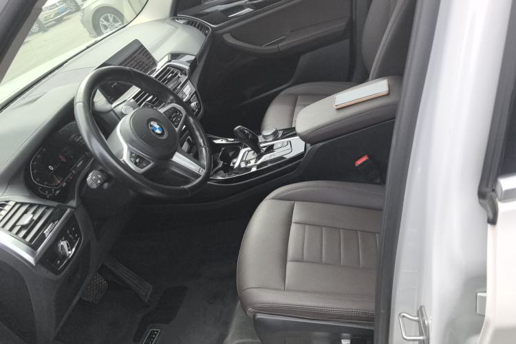 Used BMW X3 2020 xDrive25i M Sport Package Left Front Seat