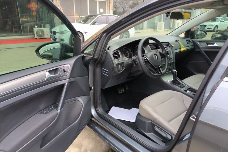 Used Volkswagen Golf 2015 1.4TSI Automatic Comfort Model