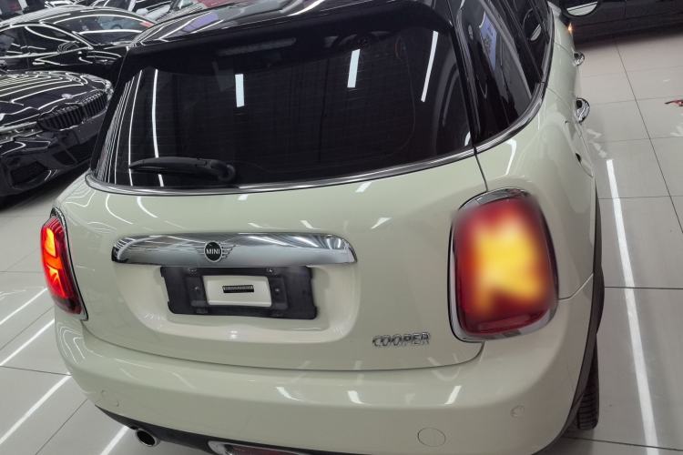 Used MINI MINI 2019 1.5T COOPER Artist Five-Door Edition