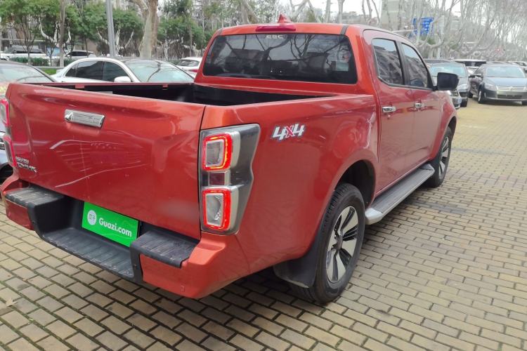 Used Isuzu D-MAX 2021 1.9T Automatic 4x4 Diesel Global Huan Dong RZ4E